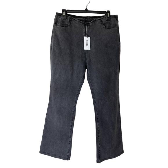 NWT Cider Gray Black Zip Front Jeans (Size Large) - Picture 1 of 9